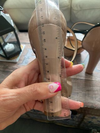 Zapatos charol nude Venty's T.39