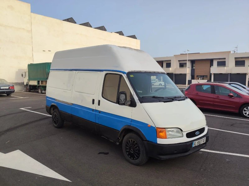 Ford Transit 1998 - foto 1