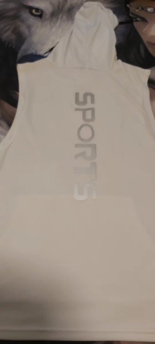 Camiseta sin mangas con capucha