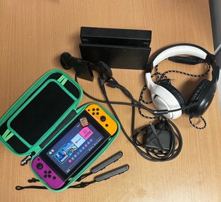 PACCHETTO Nintendo Switch Fortnite Edizione Limitata