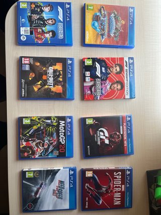 PS4 (PlayStation 4) Nera + Giochi