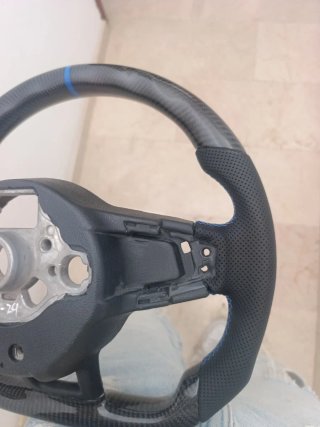 Volante VW Golf Carbono