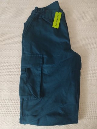 Pantalón de trabajo talla 40 sin estrenar