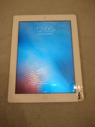 iPad A1396 bianco/alluminio con schermo rotto