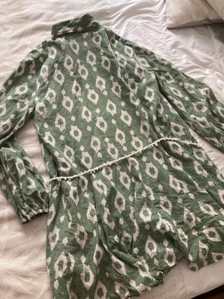 Vestido verde Stradivarius