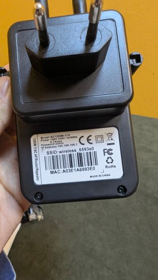 Repetidor WiFi AC1200 Doble Banda 2.4/5 GHz