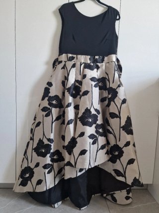 Vestido largo fiesta beige y negro