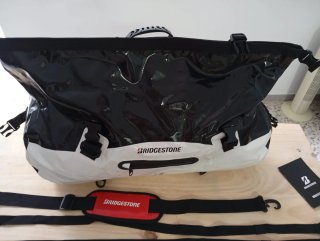 Bolsa de viaje impermeable Bridgestone