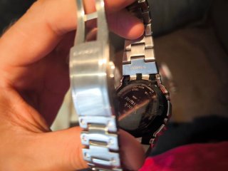 Casio G-SHOCK GMW-B5000D-1 original Casio bluetoot