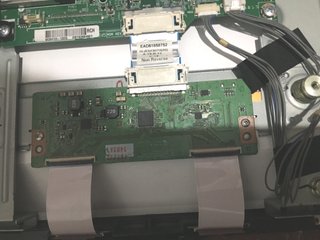 Despiece TV LG 42LN5200, 42LN5204 PANTALLA LCD OK