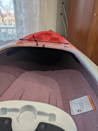 Kayak en perfecto estado con remo y chalecos