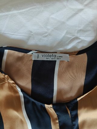 Blusa violeta mango Rayas Doradas y Negras mujer