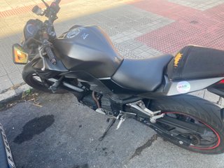 Kawasaki Z300 gris