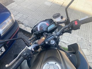 Kawasaki Z300 gris