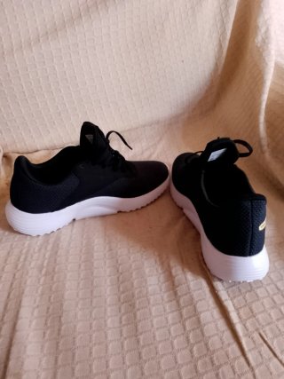 Zapatillas Reebok Lite 3 Negro/Dorado