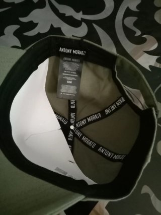 Gorra Antony Morato Beige y Negra