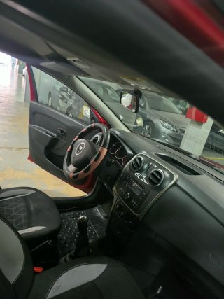 Dacia Sandero 2013