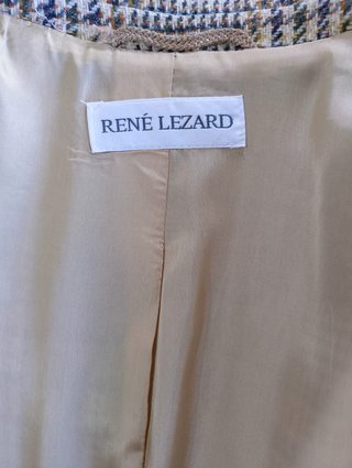 Chaqueta de cuadros beige y marrón