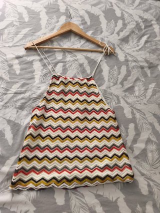 Camiseta tirantes zigzag multicolor