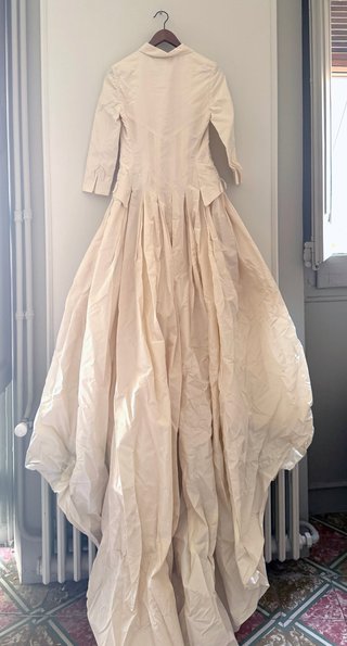 Vestido novia seda de Carolina Herrera