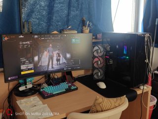 Ordenador PC Gaming Core Ultra 5 LEER