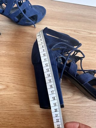 Zapatos Bershka talla 37, azul marino
