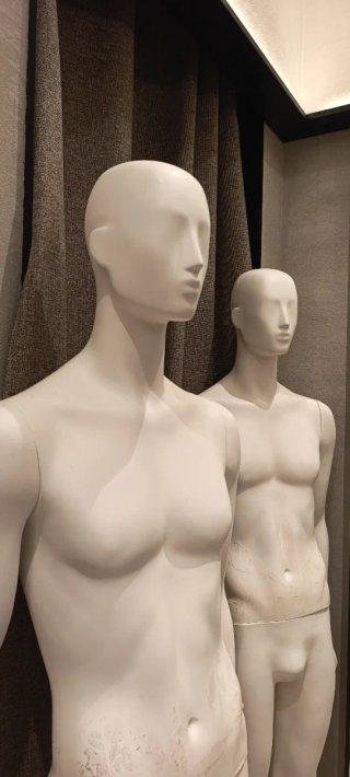 8 Maniquíes Blancos