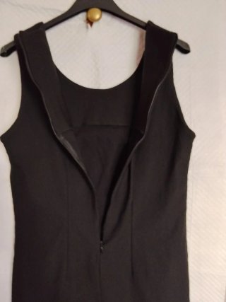 Mango Vestito Tubo Nero Senza Maniche