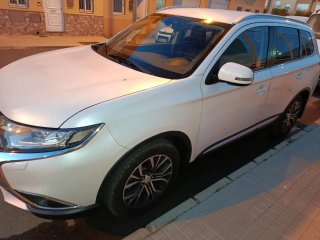 Mitsubishi Outlander 2018