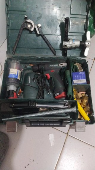 Maletín herramientas fontanería y taladro