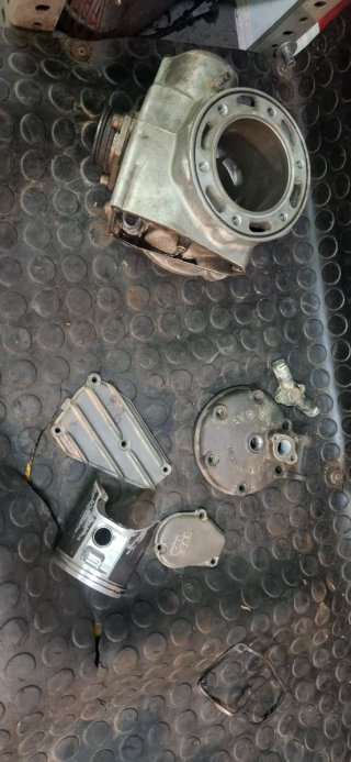 Cilindro Piston Culata Gas Gas EC 300 01