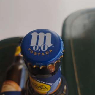 Bottiglie di Birra Vuote M 0,0 Tostada