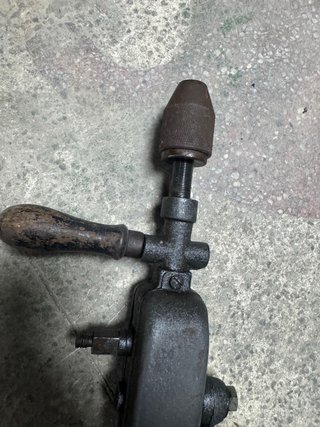 Berbiquí taladro manual antiguo