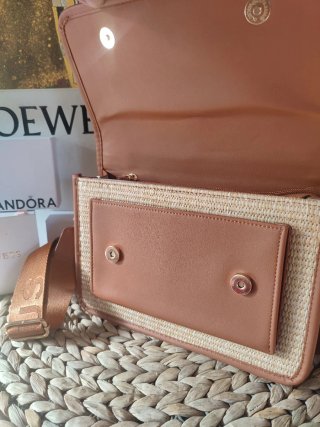 Bolso Beige/Marrón.