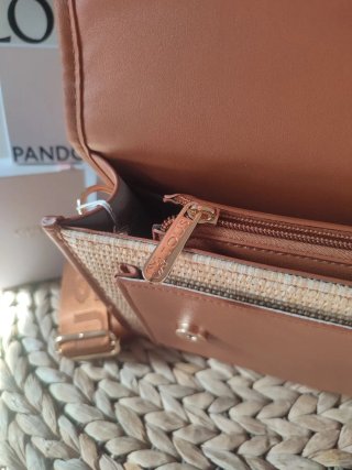 Bolso Beige/Marrón.
