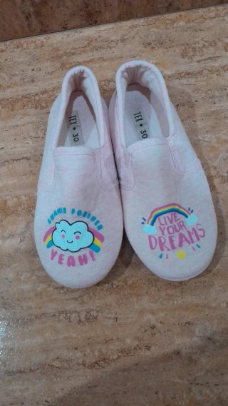 Zapatillas de casa infantiles rosas
