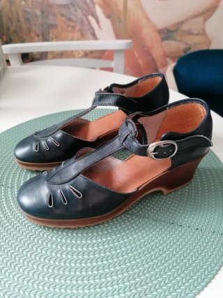 Sandalias vintage años 70 azul y marrón