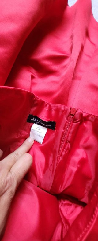 Vestido elegante sin tirantes