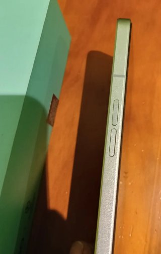 Oppo Reno 8 Pro 5G + Cargador y Funda