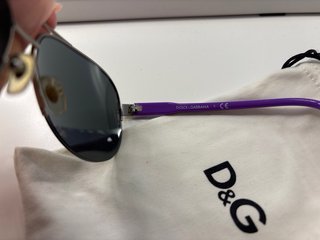 Gafas de sol Dolce & Gabbana plateadas y moradas