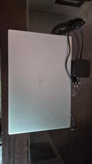 Portátil Acer Swift 1 Argento