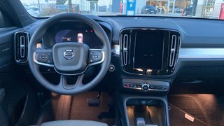 Volvo XC40 2024