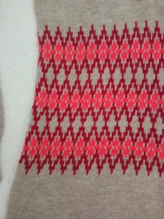 Jersey Pedro del Hierro Beige y Rojo