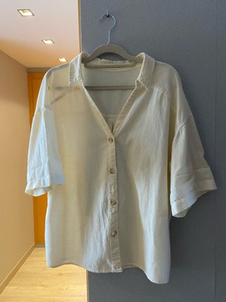 Camisa beige manga corta