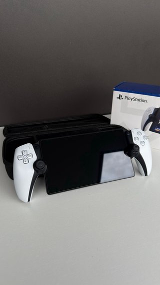 Sony PS Portal con funda