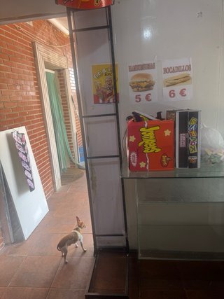 vendo horno de Pan mostradores600€ todo