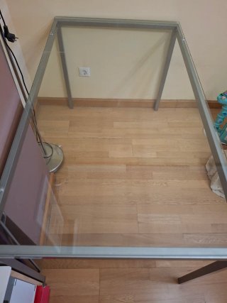 Mesa de cristal y metal para salón 80x140 y 76alto