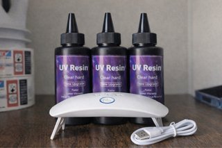 3 resinas UV de 300gr + lámpara UV