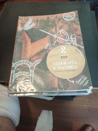 Libros 2°ESO Xeografía e Historia. Buén estado