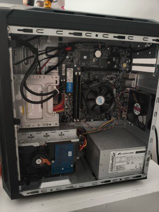 PC Gaming (sin gráfica) AOC